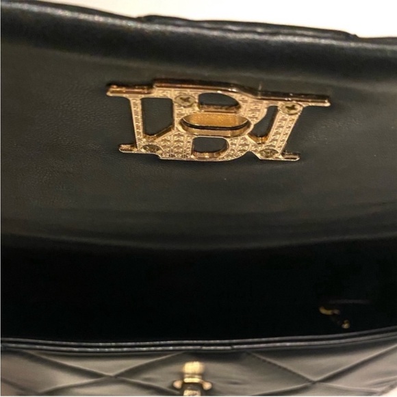 Badgley Mischka Black Gold Chain Quilted Crossbody Bag NWT - Picture 10 of 13